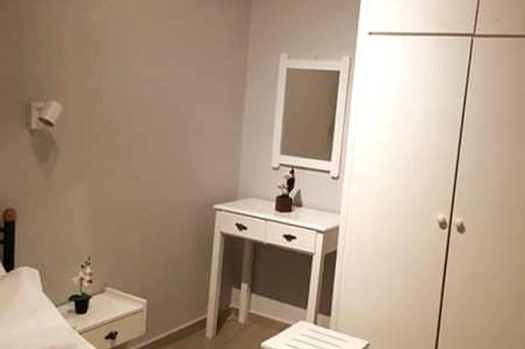 Golden Keys Apatment First Floor Apartment Мораитика Екстериор снимка